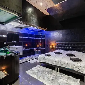 Les Suites Du Vieux-port , Marseille France